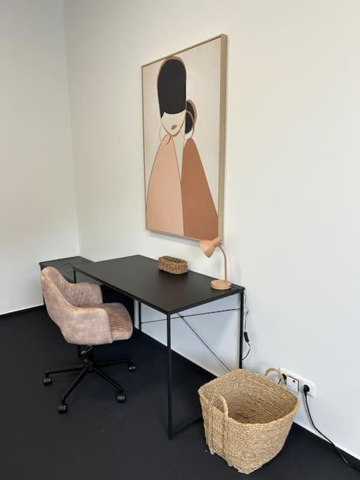 Elbapartment 29 Qm Mit Eigenem Badezimmer Hamburg Bagian luar foto